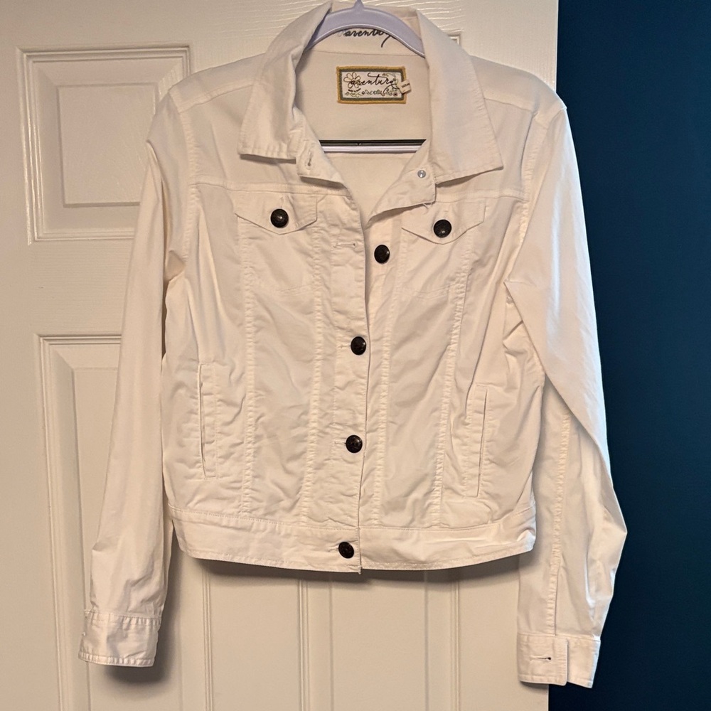 Aventura white organic cotton Jean jacket